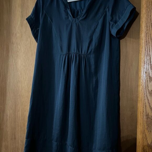 Nordstroms Lily Velvet Shift Dress Size 2 - Picture 3 of 12